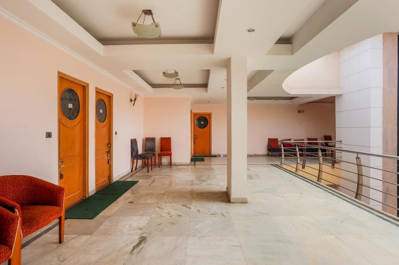 Oyo 71042 Sahara Estate Hotel Gorakhpur Luaran gambar